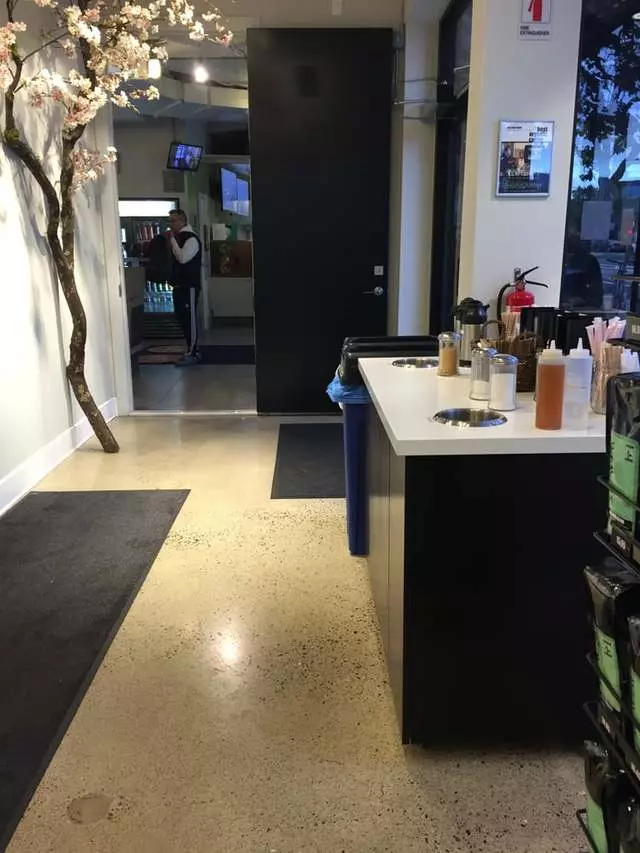 Weaver’s Coffee & Tea