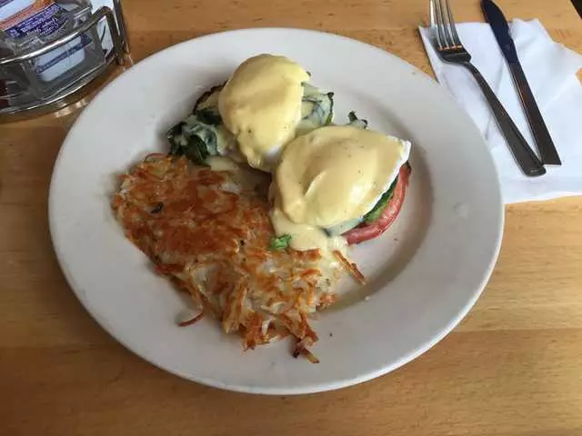 Toast Eatery
