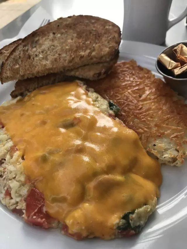 Toast Eatery