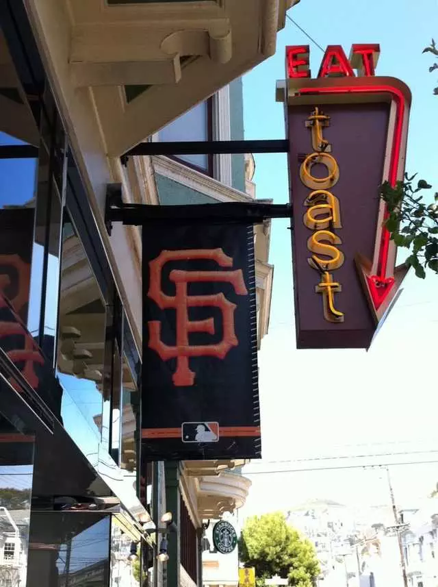 Toast Eatery