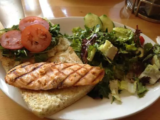 Toast Eatery