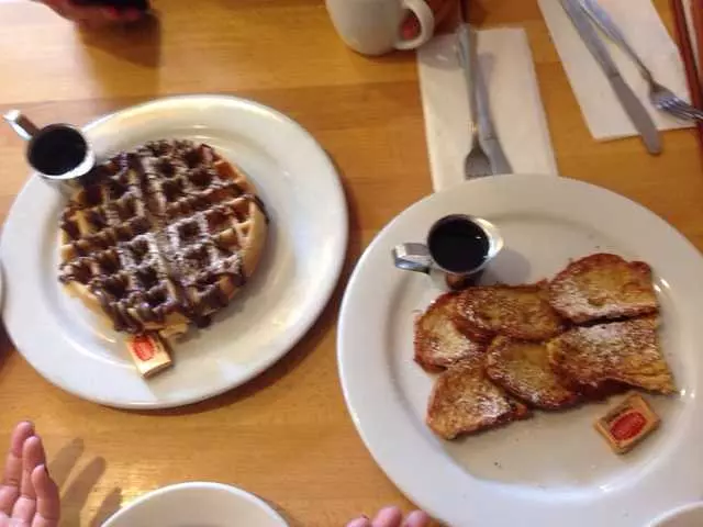 Toast Eatery