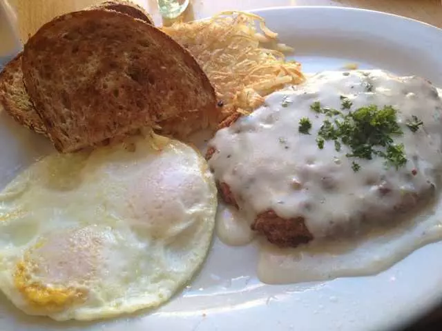 Toast Eatery