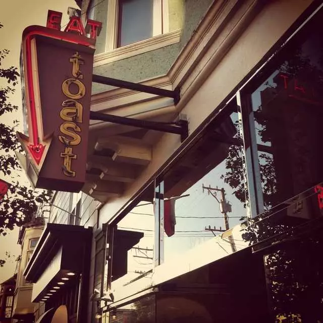 Toast Eatery