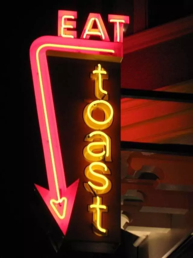Toast Eatery