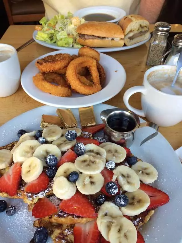 Toast Eatery