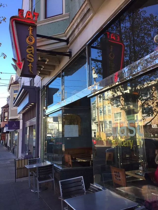 Toast Eatery