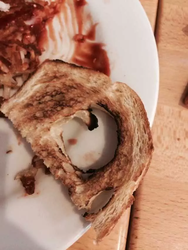Toast Eatery