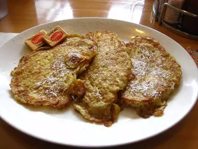 Toast Eatery
