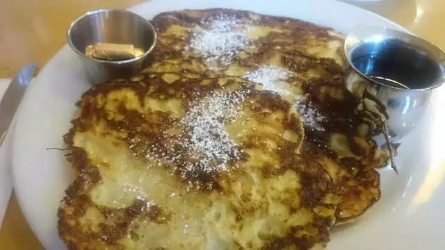 Toast Eatery