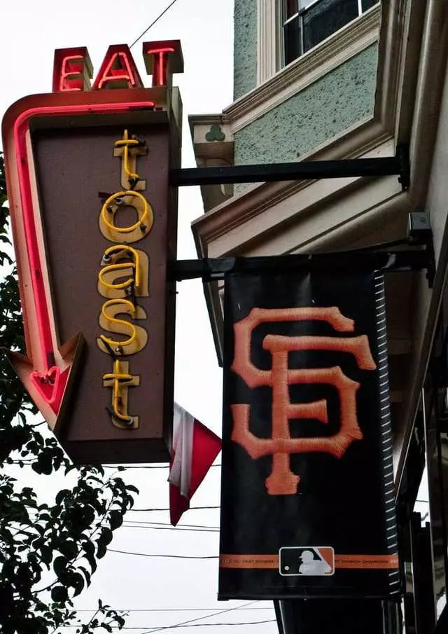Toast Eatery