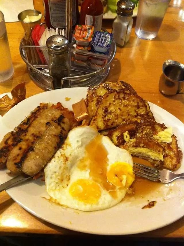 Toast Eatery