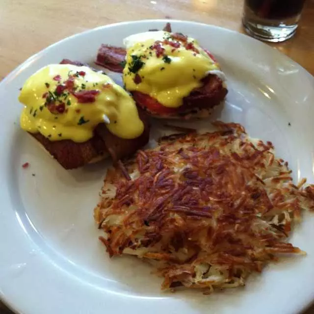 Toast Eatery