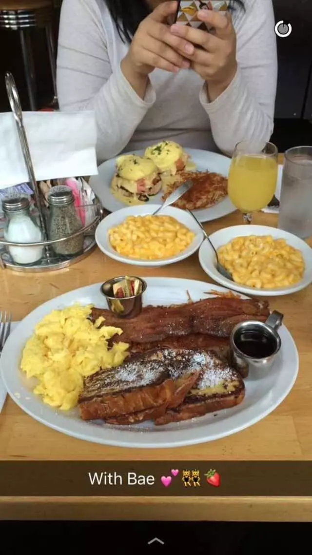 Toast Eatery