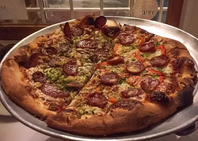 Pauline’s Pizza & Wine Bar