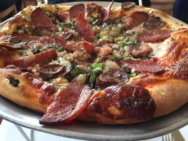 Pauline’s Pizza & Wine Bar