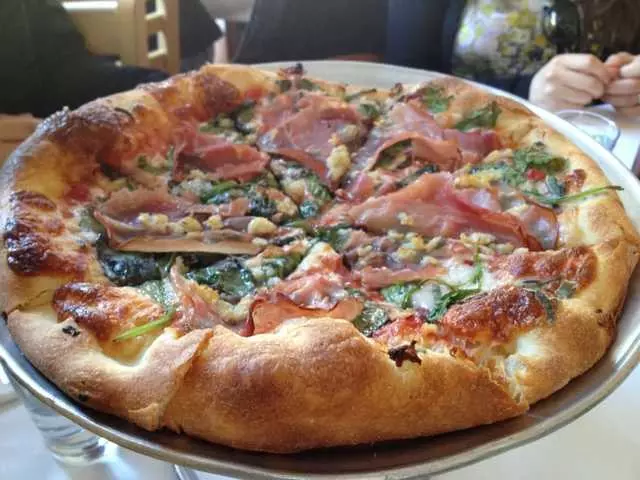 Pauline’s Pizza & Wine Bar