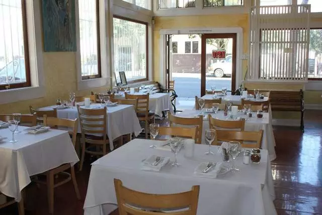 Pauline’s Pizza & Wine Bar