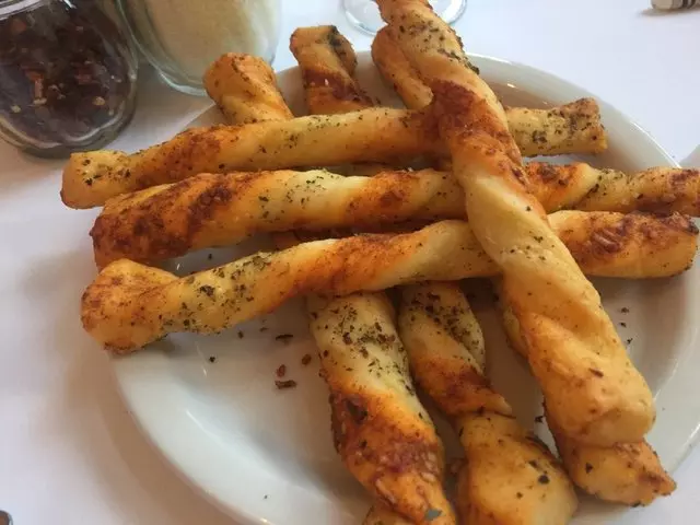 Pauline’s Pizza & Wine Bar