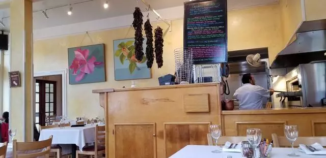 Pauline’s Pizza & Wine Bar