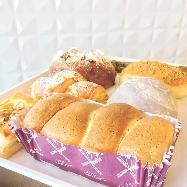 85°C Bakery Cafe