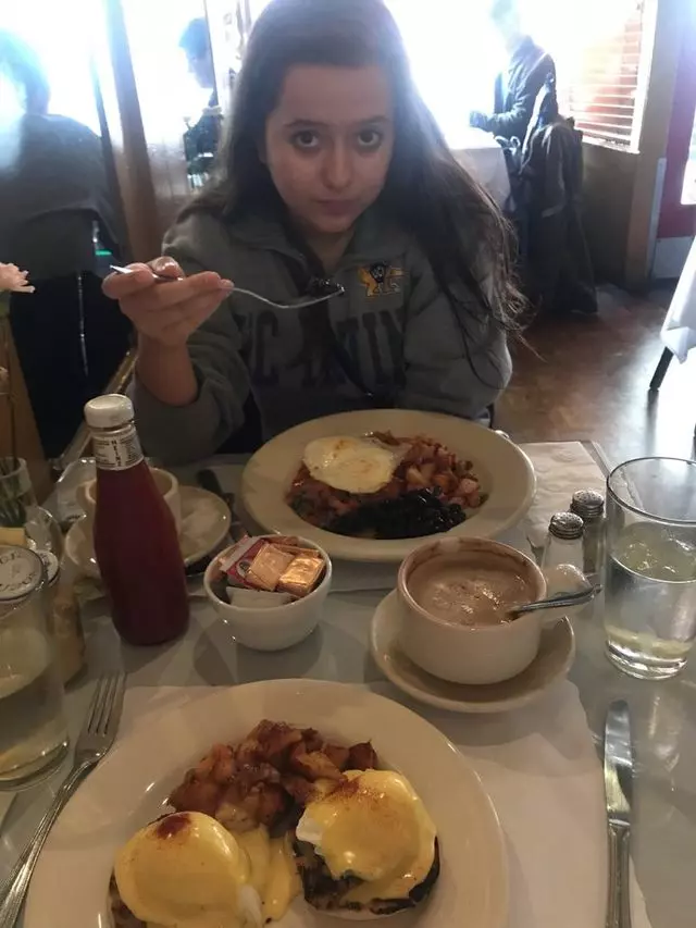 Curbside Cafe