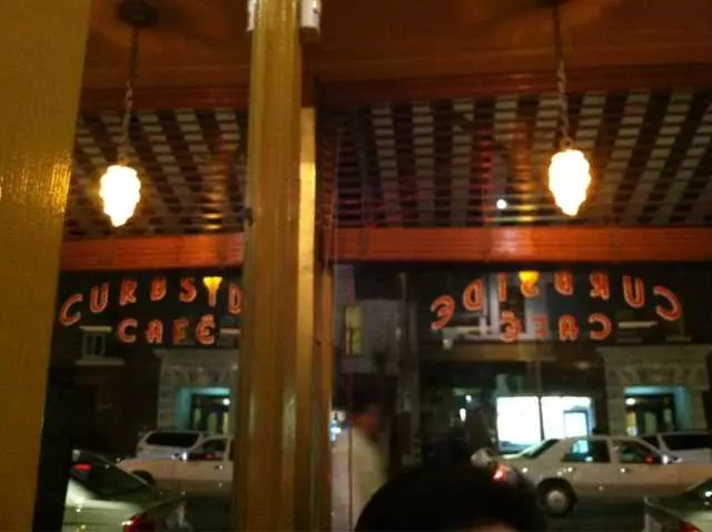 Curbside Cafe