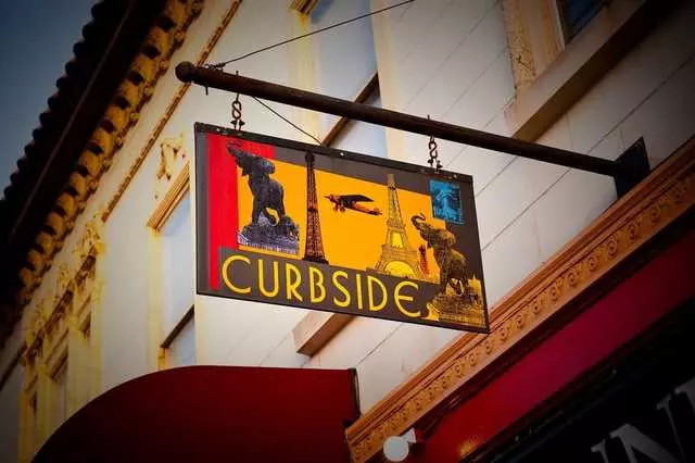Curbside Cafe