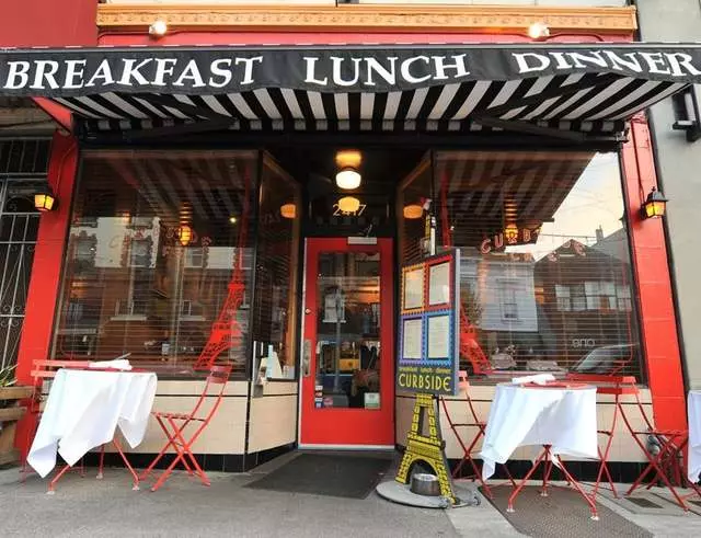 Curbside Cafe