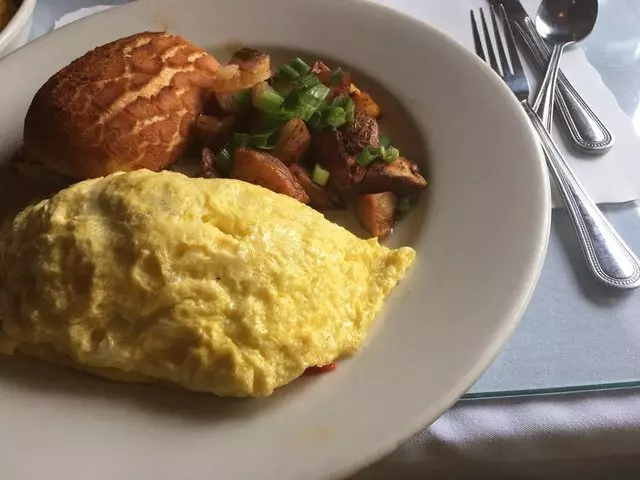 Curbside Cafe