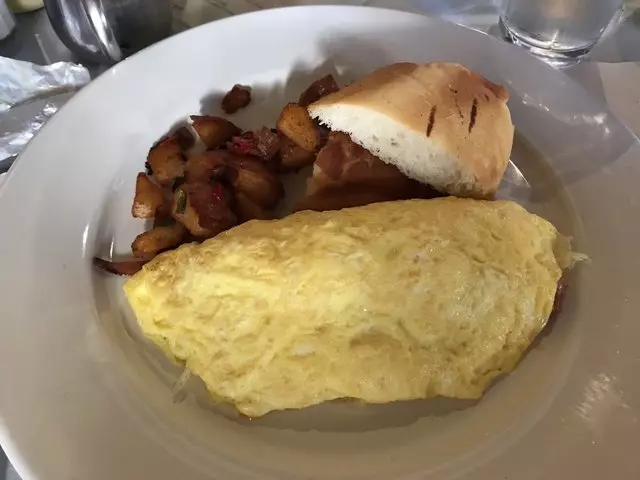 Curbside Cafe