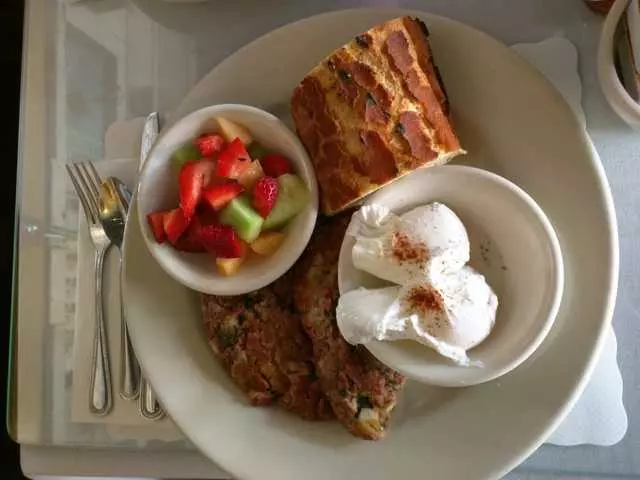 Curbside Cafe