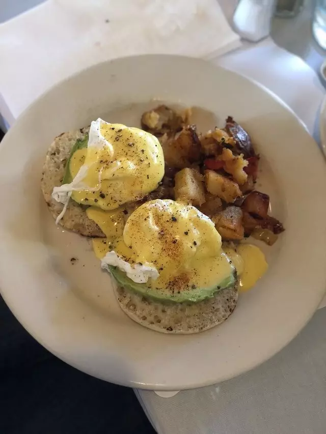 Curbside Cafe