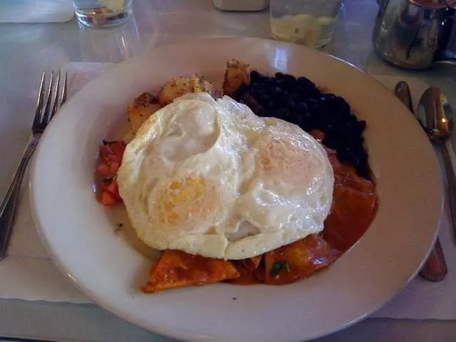 Curbside Cafe