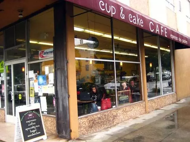 Cup & Cake Cafe