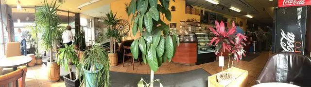 Cup & Cake Cafe