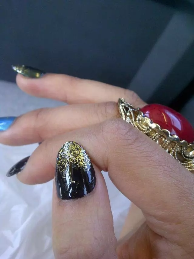 7 Nails