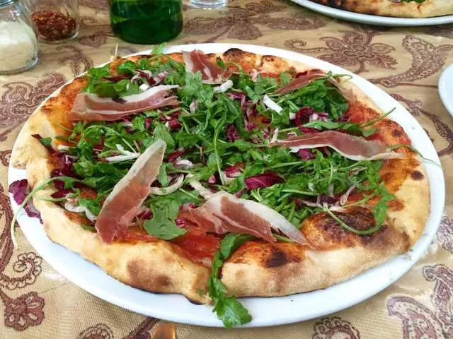 Ragazza