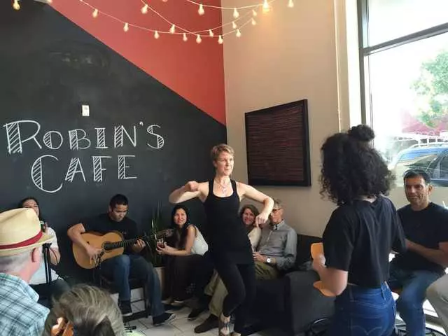 Robin’s Cafe