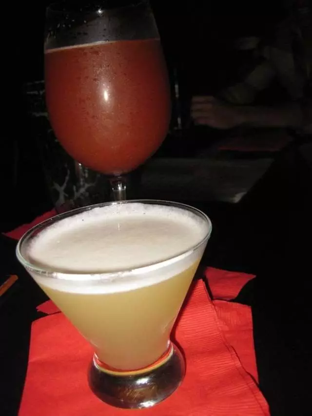Bar 821
