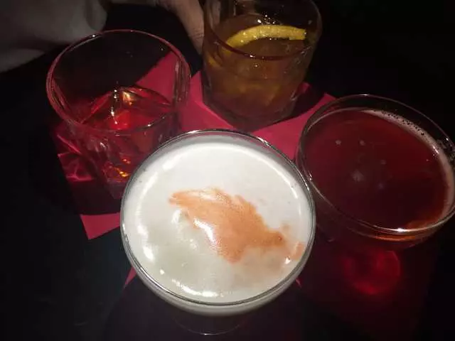 Bar 821