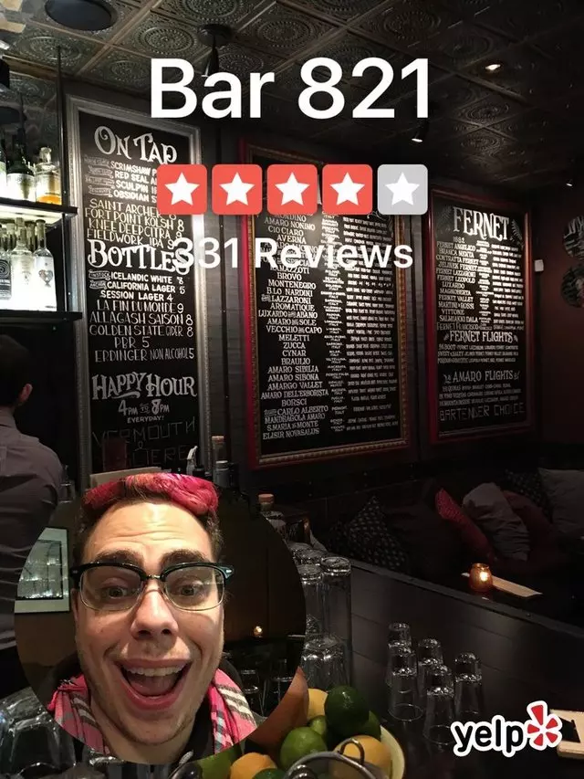 Bar 821