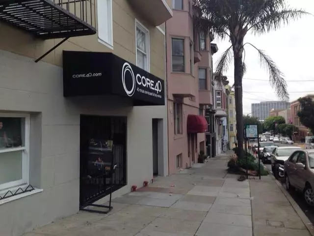 CORE40 Nob Hill