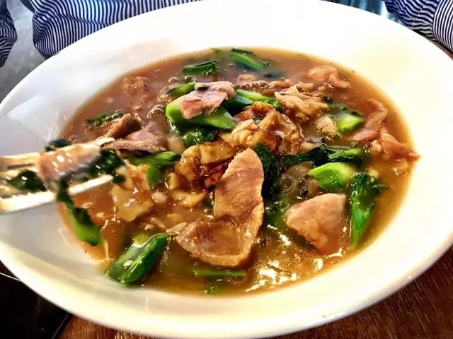 Saap Ver Authentic Thai Cuisine