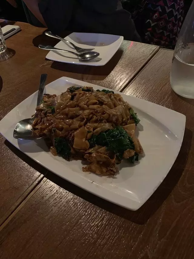 Saap Ver Authentic Thai Cuisine