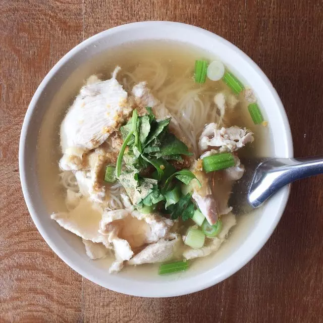 Saap Ver Authentic Thai Cuisine