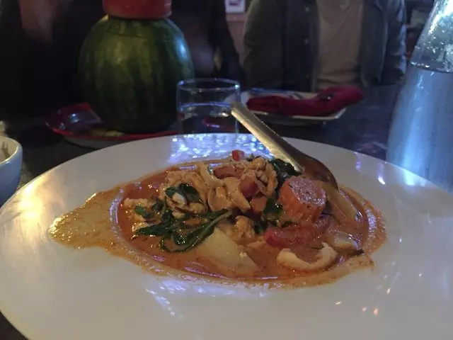 Saap Ver Authentic Thai Cuisine