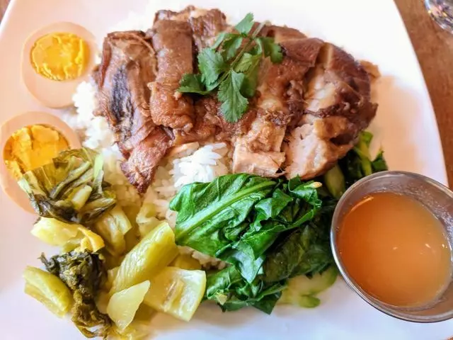 Saap Ver Authentic Thai Cuisine