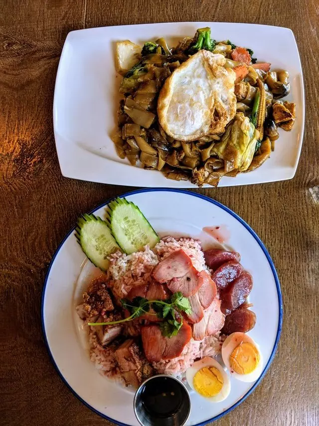 Saap Ver Authentic Thai Cuisine