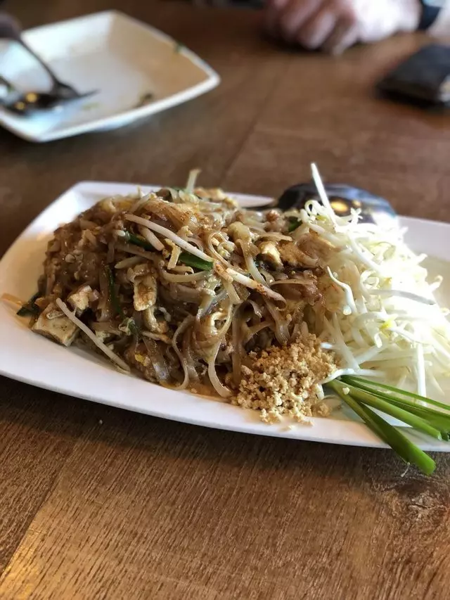 Saap Ver Authentic Thai Cuisine